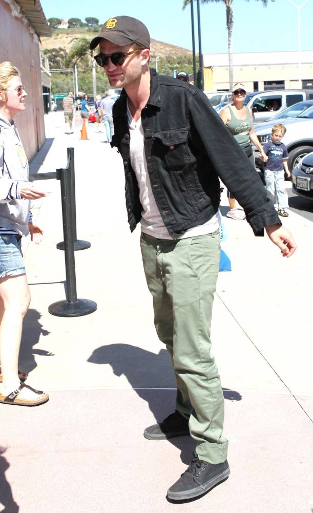 saindo_cinema_malibu_055.jpg saindo_cinema_malibu_055.jpg